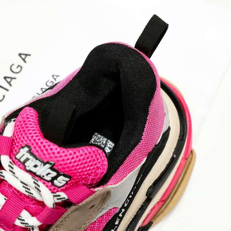 Men/Women Balenciaga Triple S Clear Sole Pink/Black Sneaker Item 6380340