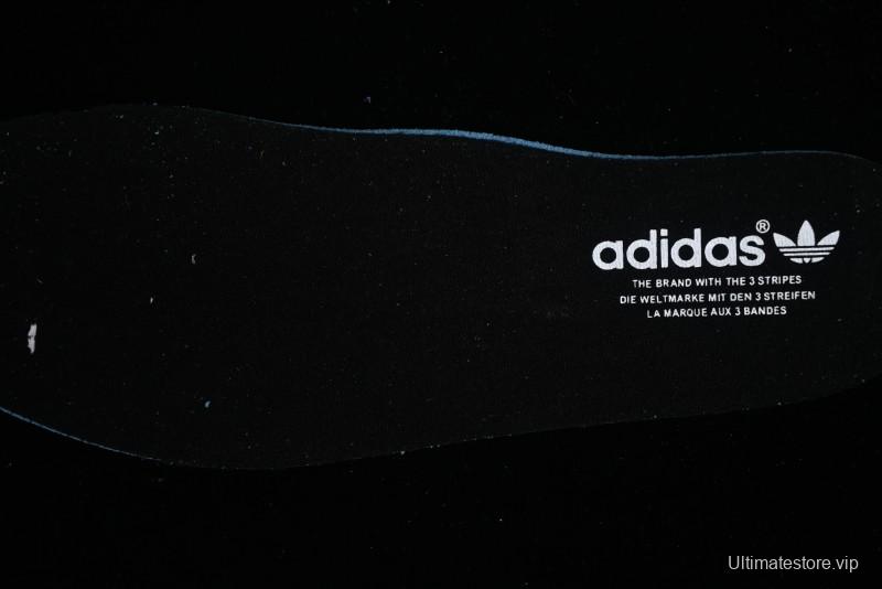Adidas Campus BZ0084 Casual Sneakers with Three Stripes Design - BZ0084