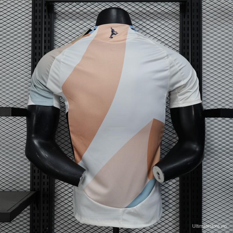 Player Version 2025 Spain Pre-Match White with Geometric Pattern Jersey