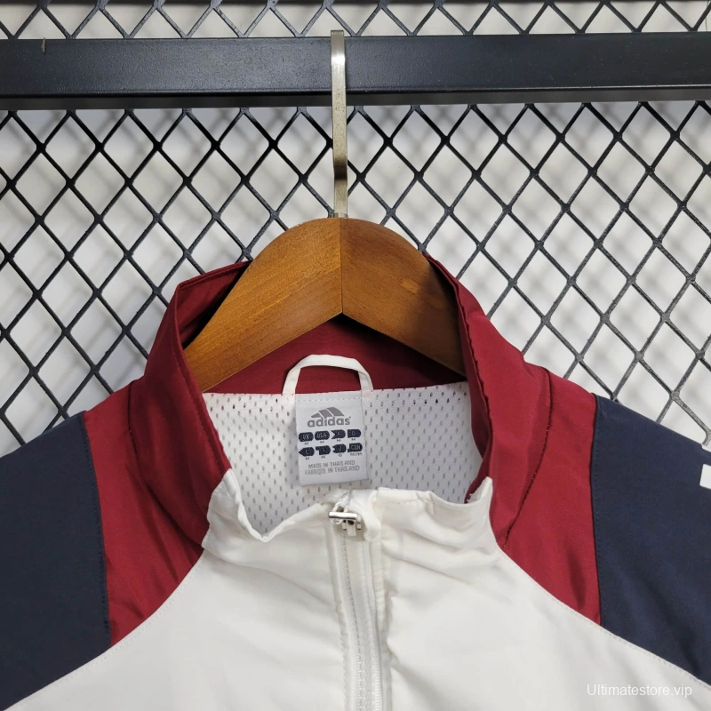 25/26 Manchester United Jacket White Windbreaker