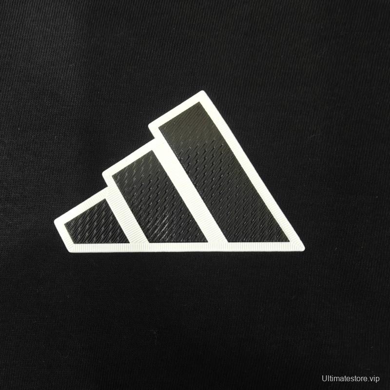 25/26 Newcastle United Embroidered Logo Hoodie 9 Colors