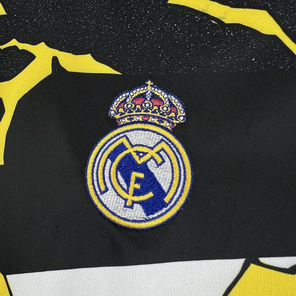 2025/26 Mens Real Madrid Pre-Match Jersey