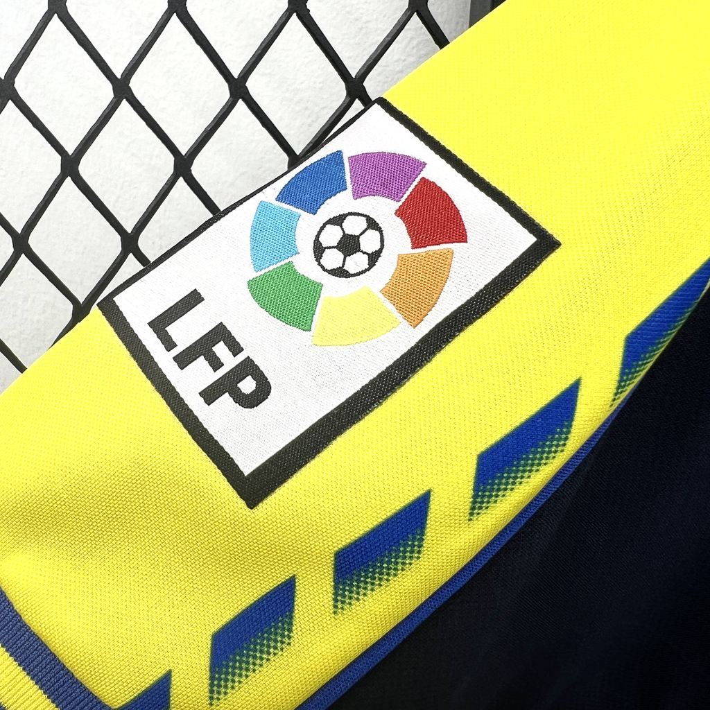 2025/26 Mens Cadiz Retro Jersey