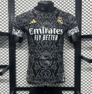 Player Version 24/25 Real Madrid Black Special