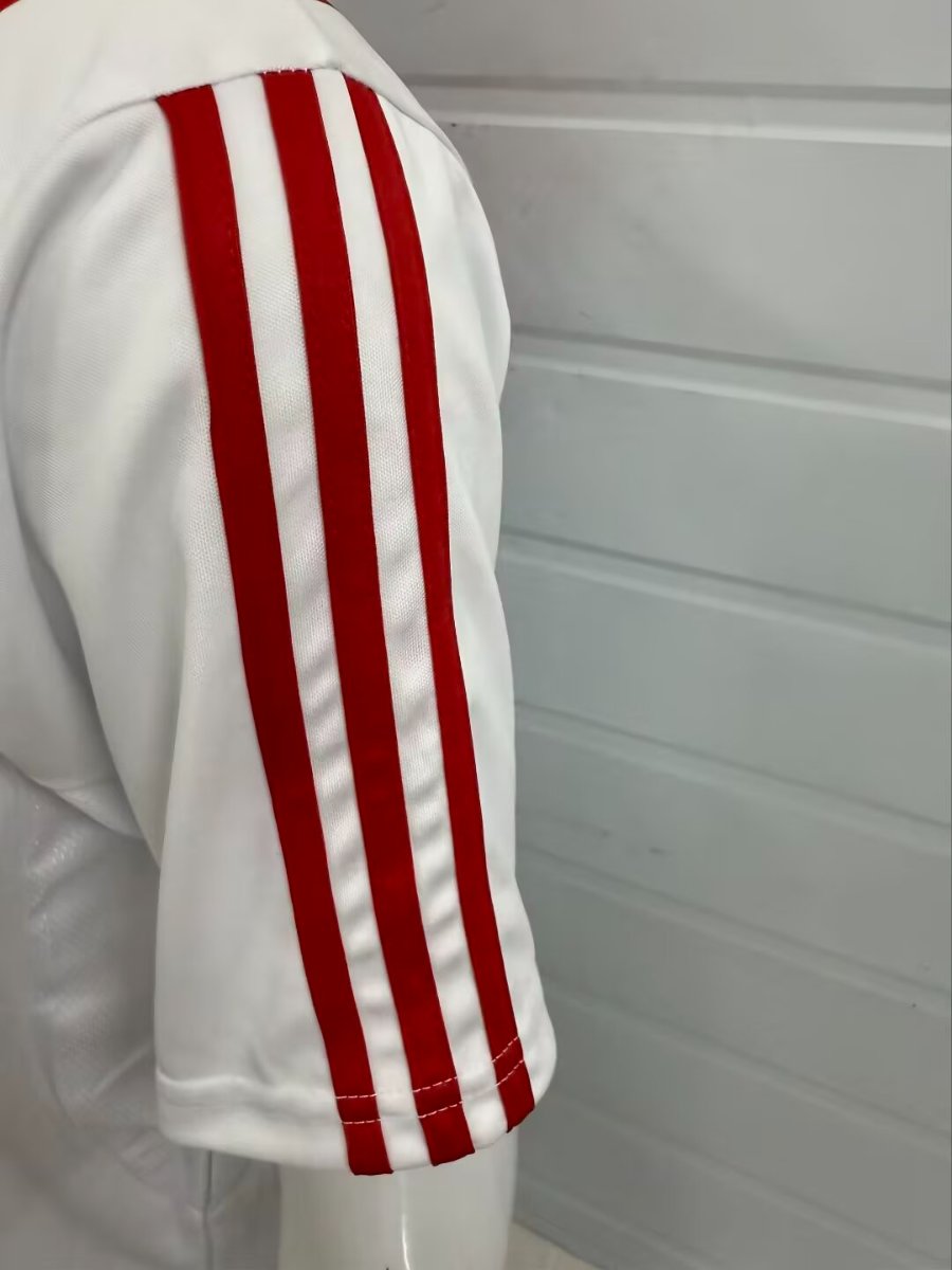 Retro 01/02 River Plate Special White Jersey